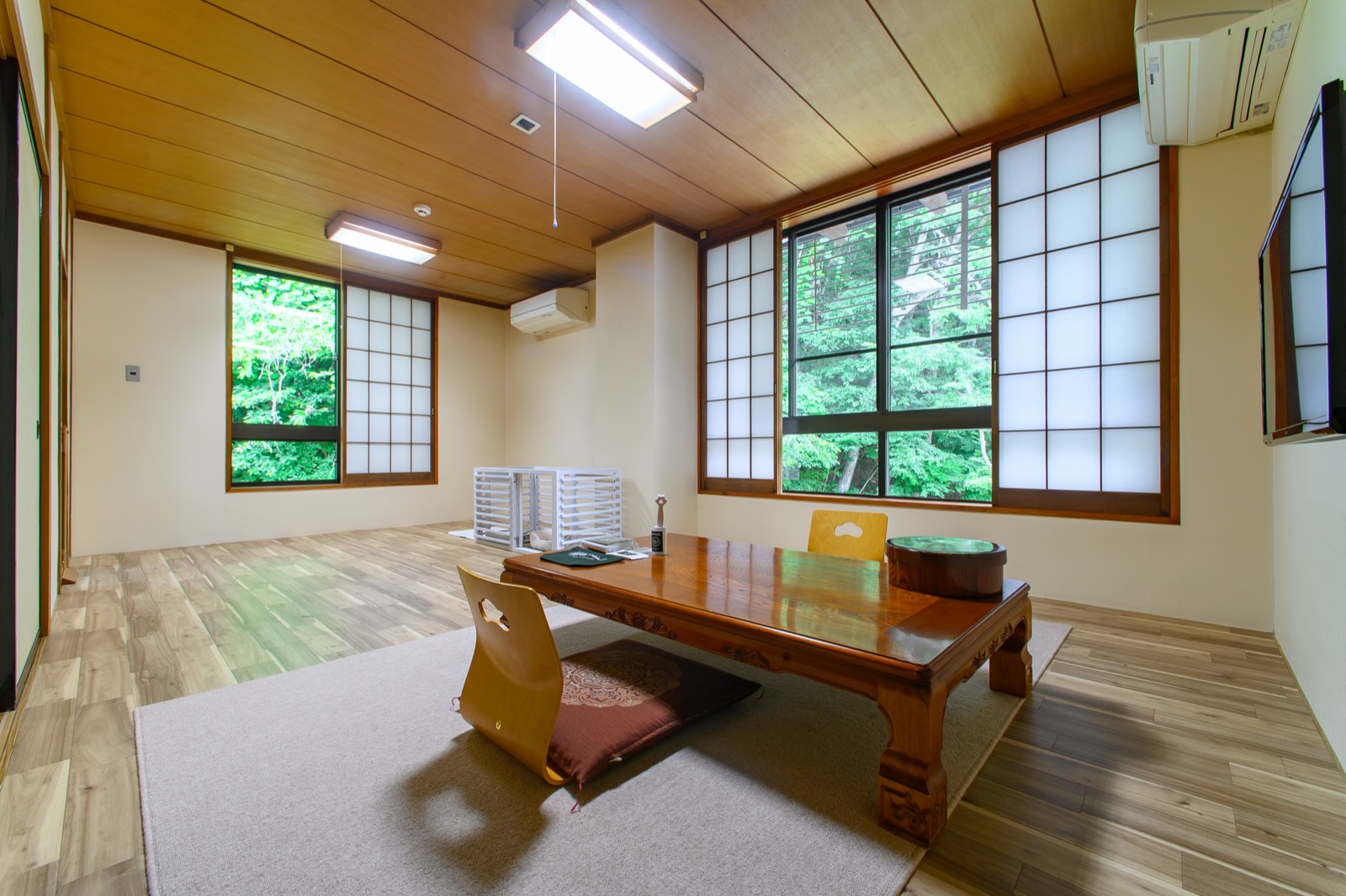 ペットと泊まる部屋 座卓